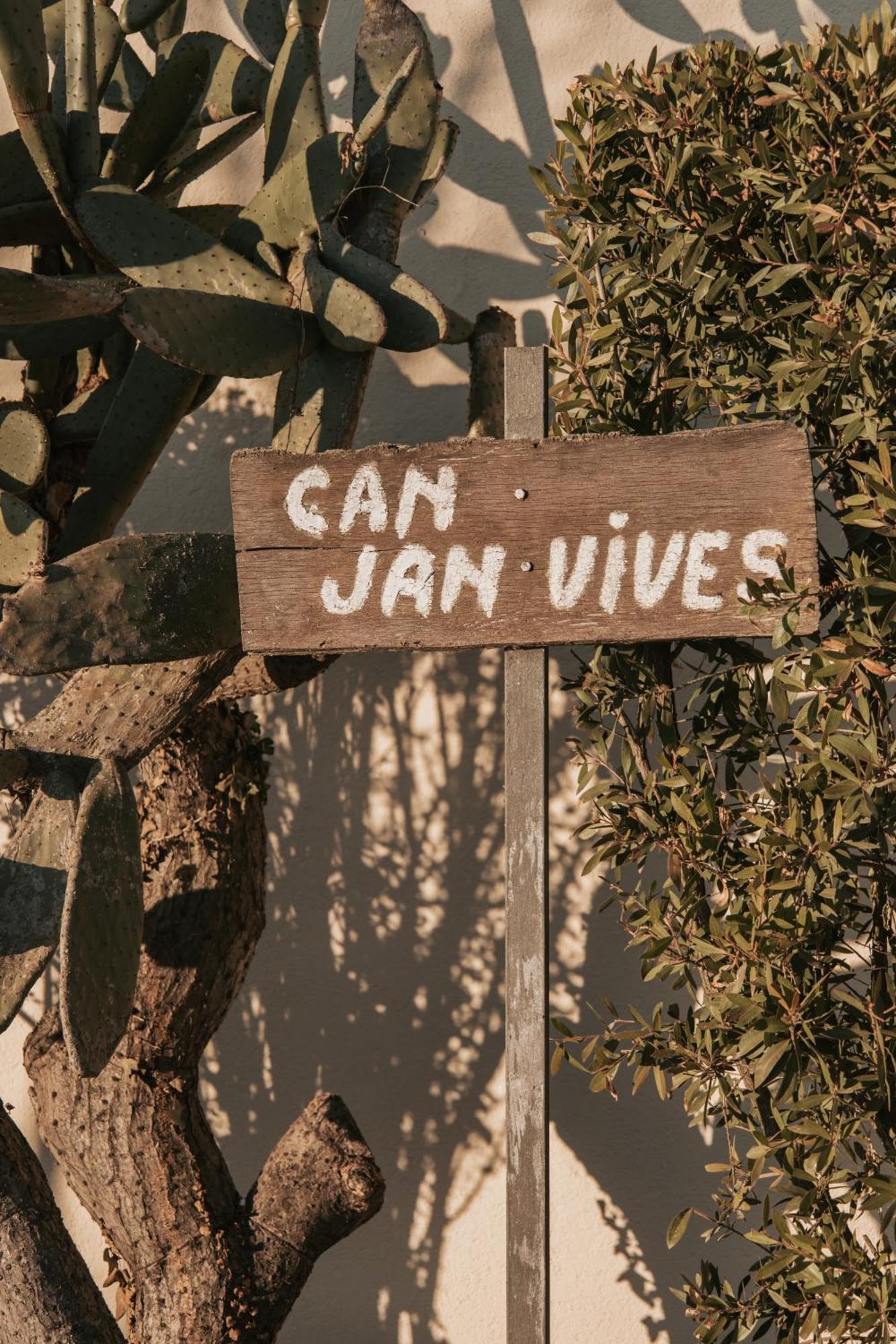 Can Jan Vives Vidreres Exterior foto